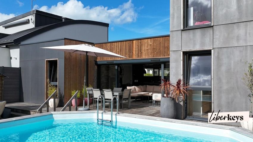 Image Piscine à  maison individuelle de Binic-Étables-sur-Mer