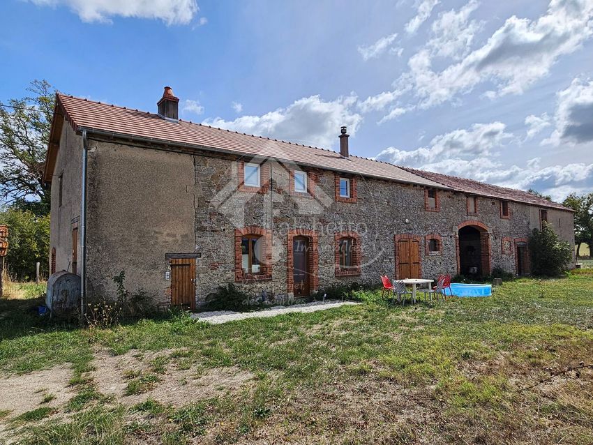 Image Façade à  maison individuelle de Pierrefitte-sur-Loire