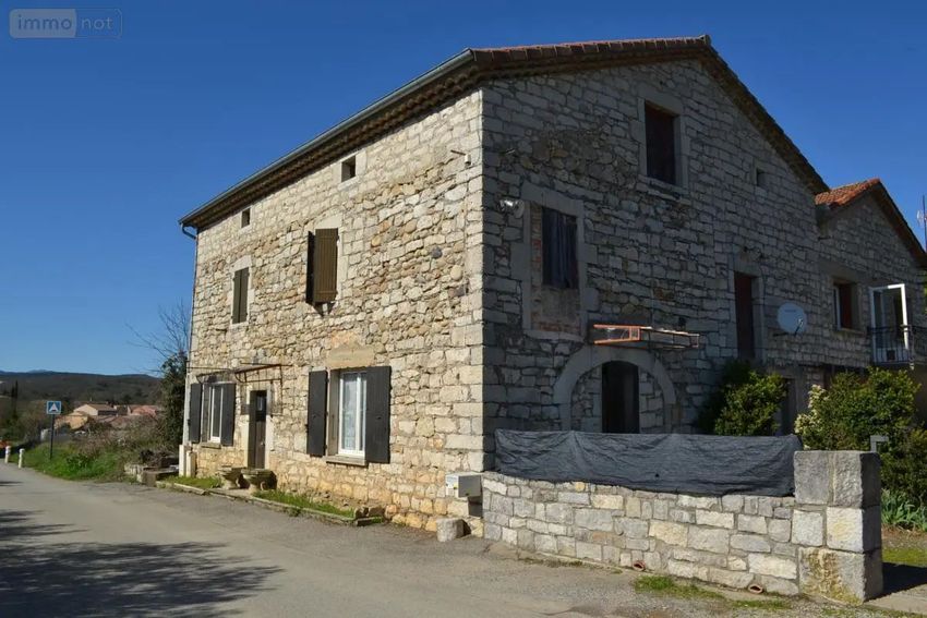 Image Façade à  maison individuelle de Vogüé