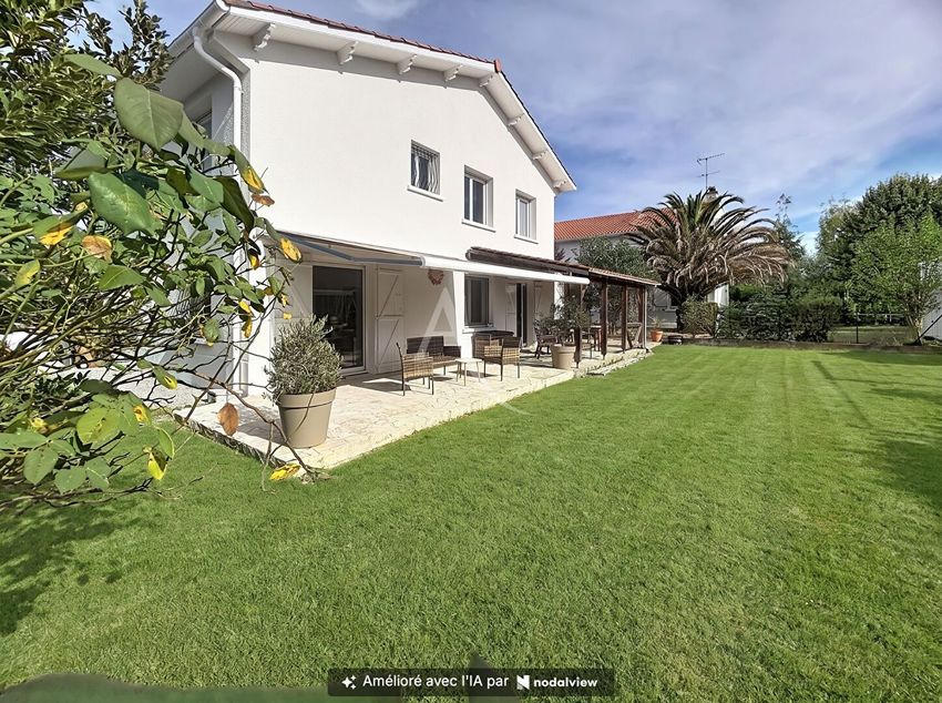 Image Façade à  maison individuelle de Billère