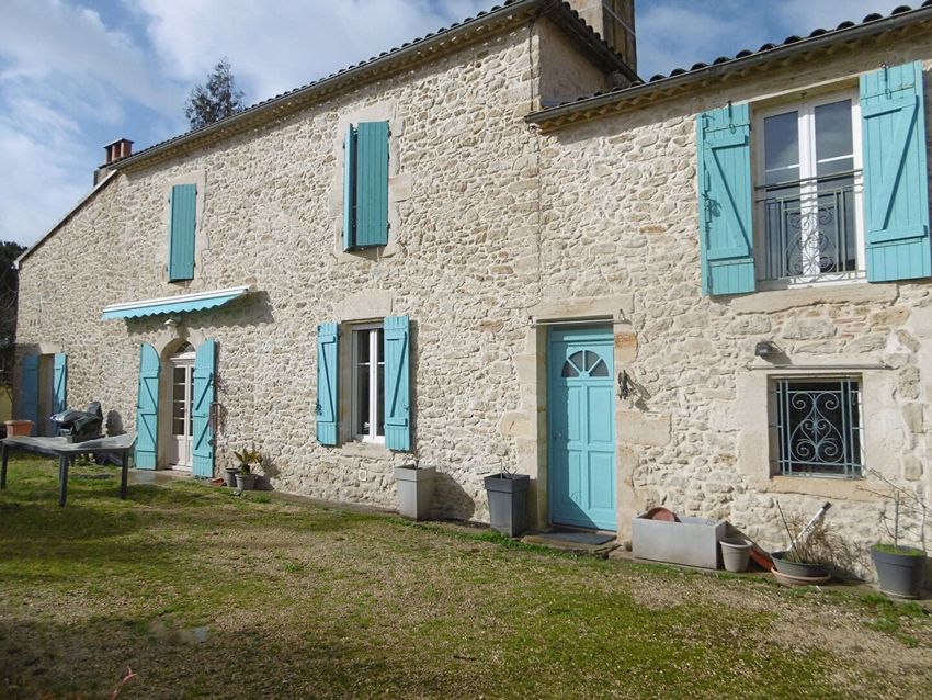 Image Façade à  maison individuelle de Castets et Castillon