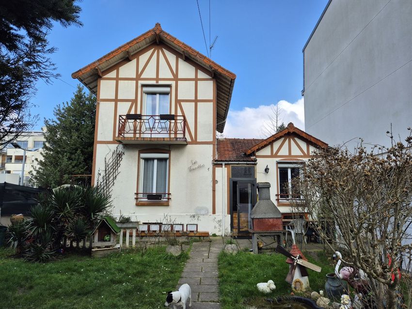 Image Façade à  maison individuelle de Tremblay-en-France