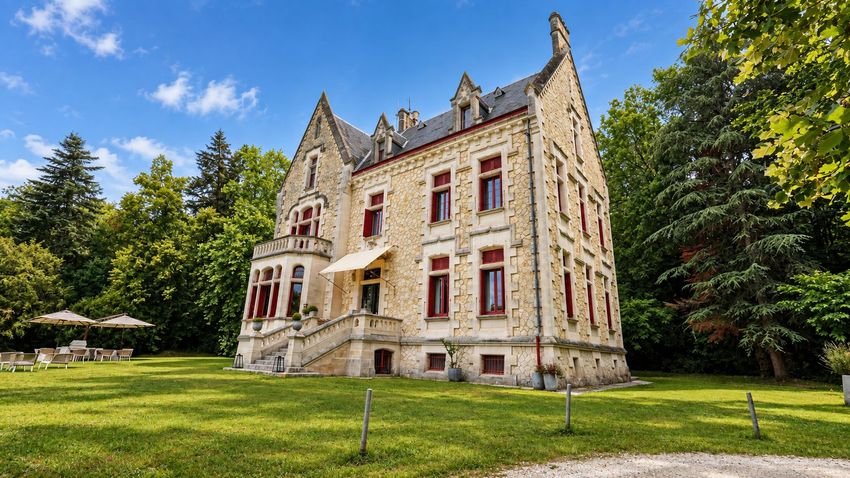 Image Vue à  château de Saint-Front-de-Pradoux