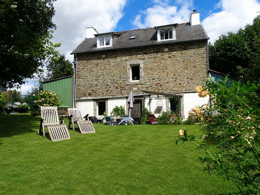Image Façade à  maison individuelle de Poullaouen