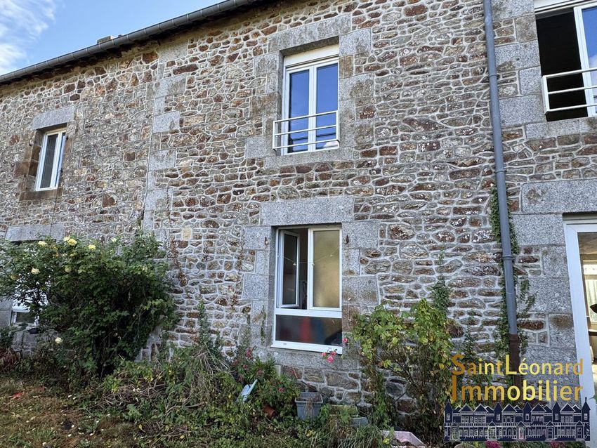 Image Façade à  maison individuelle de Les Portes du Coglais