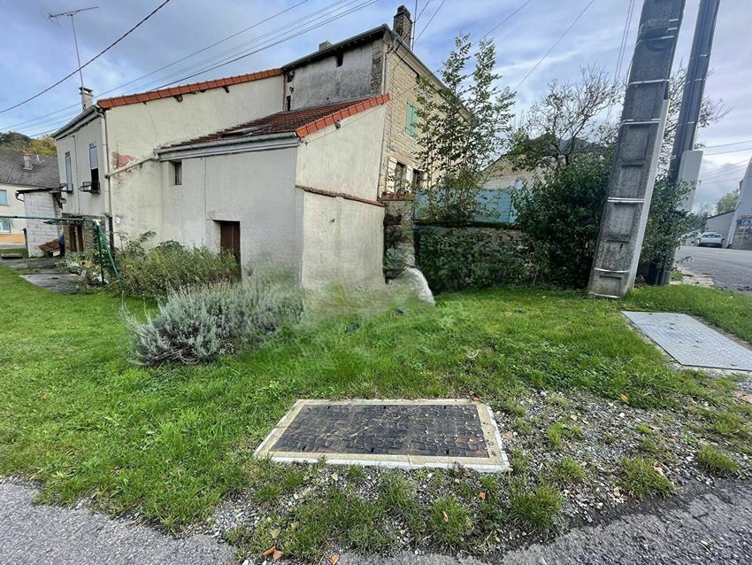 Image Façade à  maison mitoyenne de Vaux-Montreuil
