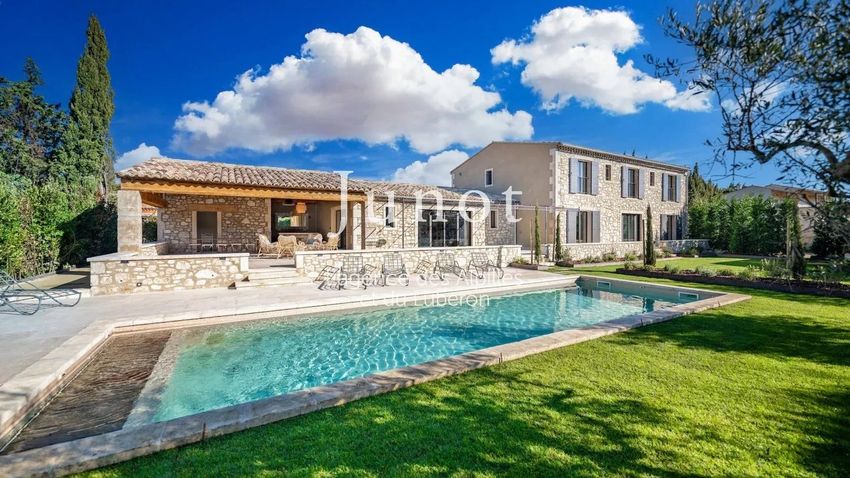 Image Piscine à  maison traditionnelle de Maussane-les-Alpilles