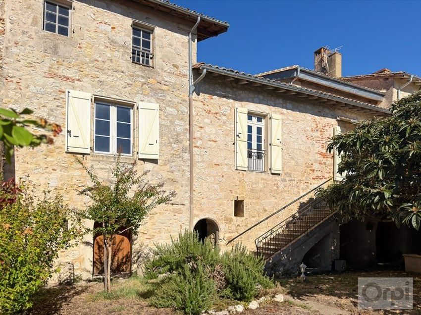 Image Façade à  maison individuelle de Lectoure
