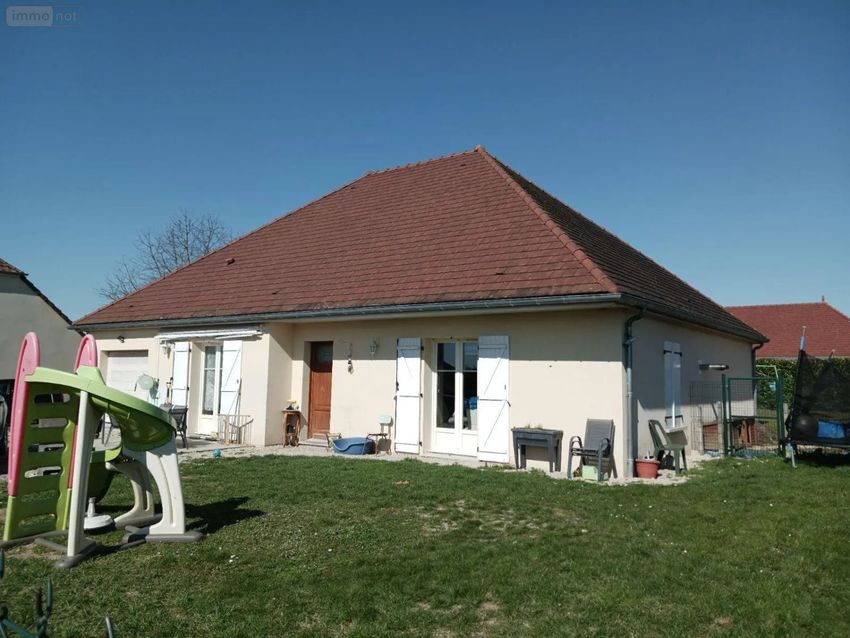Image Façade à  maison individuelle de Piney