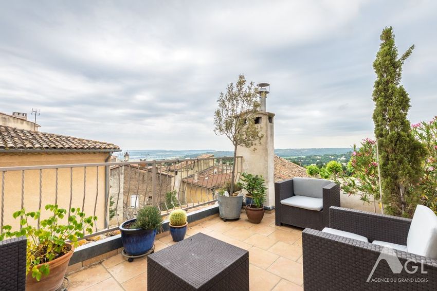 Image Terrasse à  maison individuelle de Éguilles