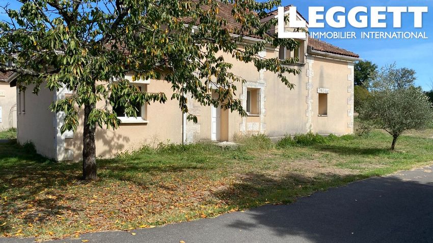 Image Façade à  propriété agricole de Rougnac