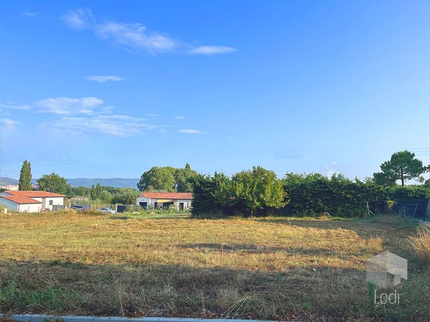 Image Vue à terrain de Châteauneuf-du-Rhône