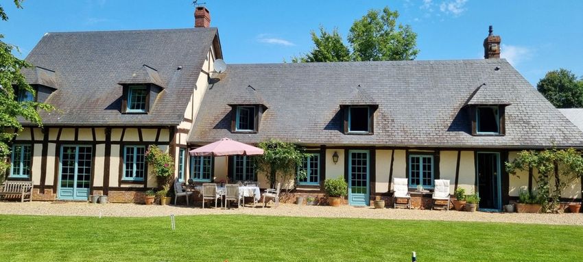 Image Façade à  maison individuelle de Fleury-la-Forêt