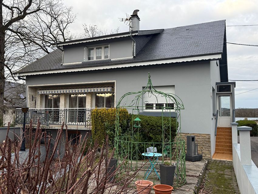 Image Façade à  maison individuelle de Vrigne aux Bois
