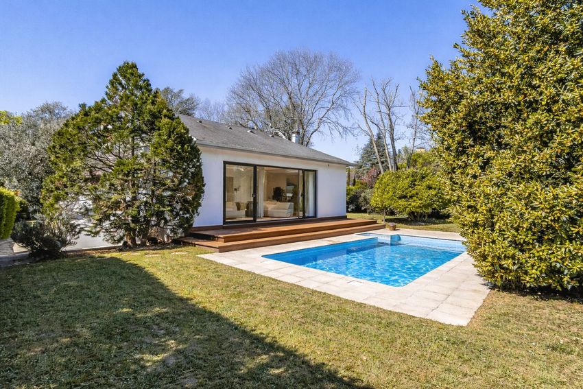 Image Piscine à  maison individuelle de Charbonnières-les-Bains