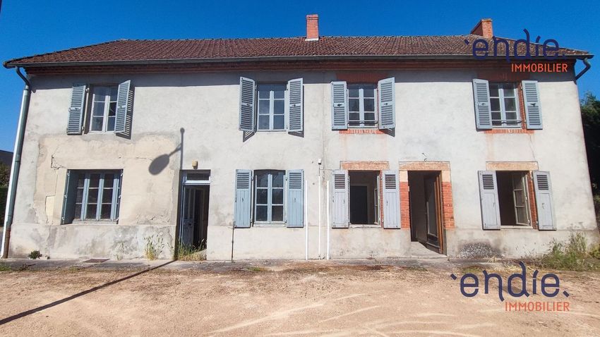 Image Façade à  maison individuelle de Molles