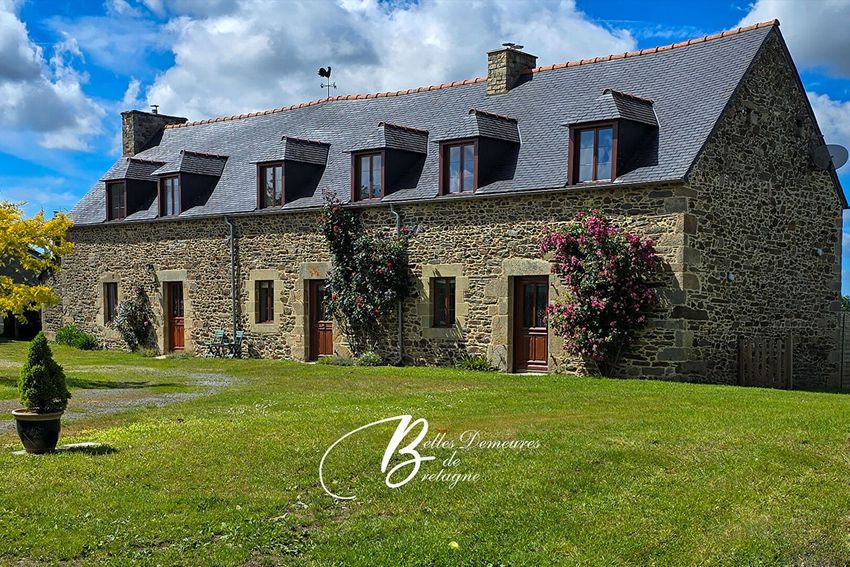 Image Façade à  maison individuelle de Ruca