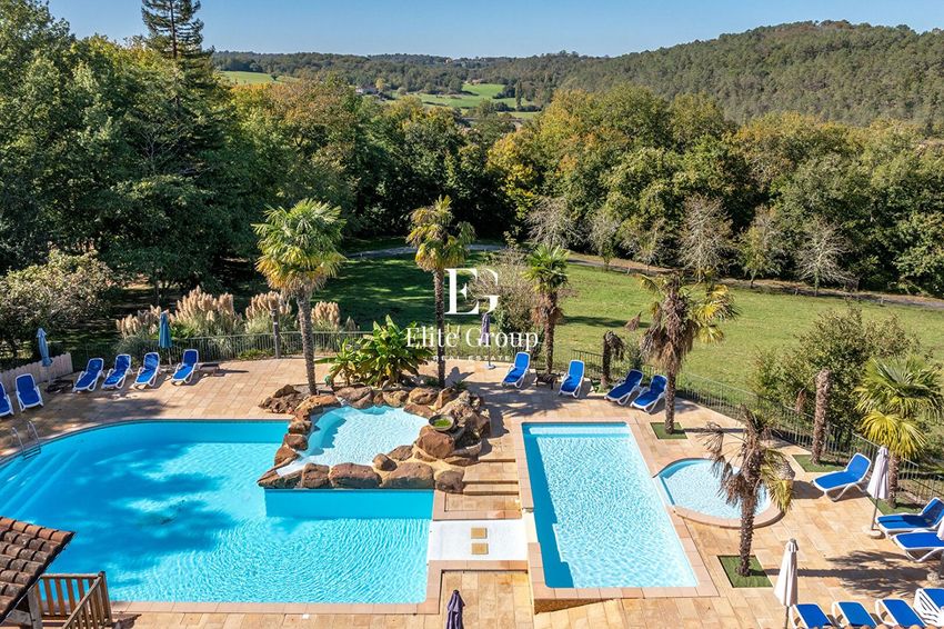 Image Piscine à  maison individuelle de Larzac