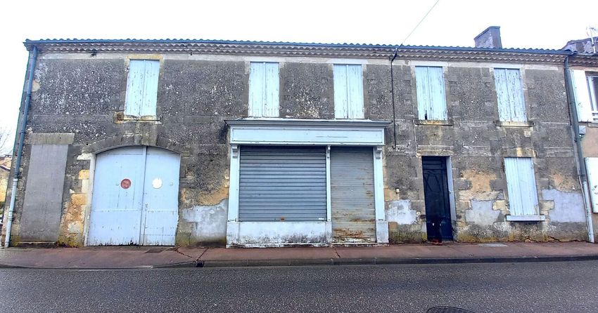 Image Façade à  maison individuelle de Lesparre-Médoc