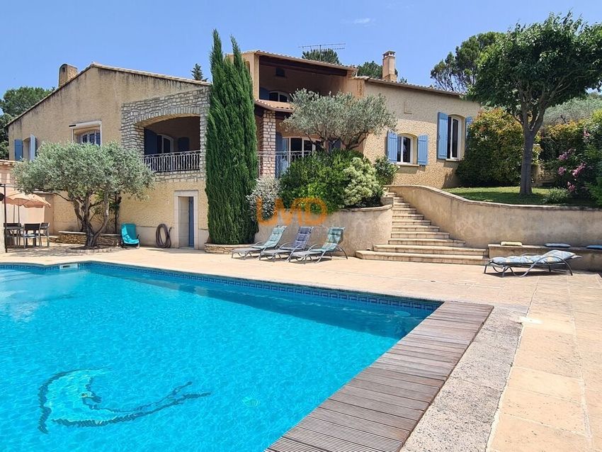 Image Piscine à  maison individuelle de Caumont-sur-Durance