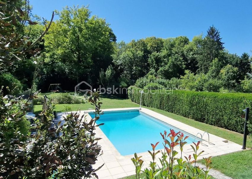 Image Piscine à  propriété agricole de Fontaine-le-Port