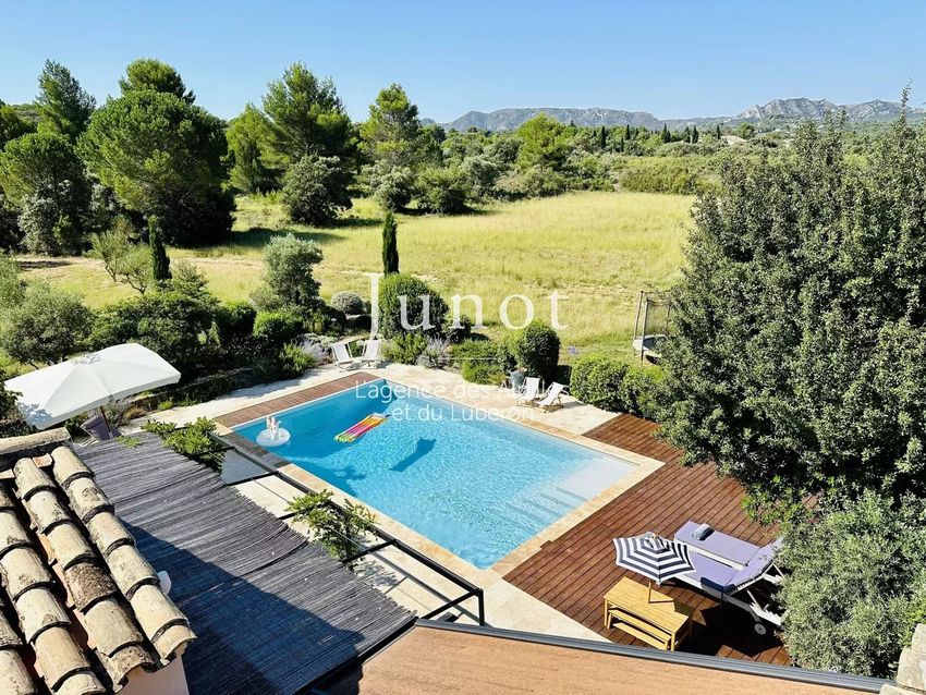 Image Piscine à  maison traditionnelle de Eygalières