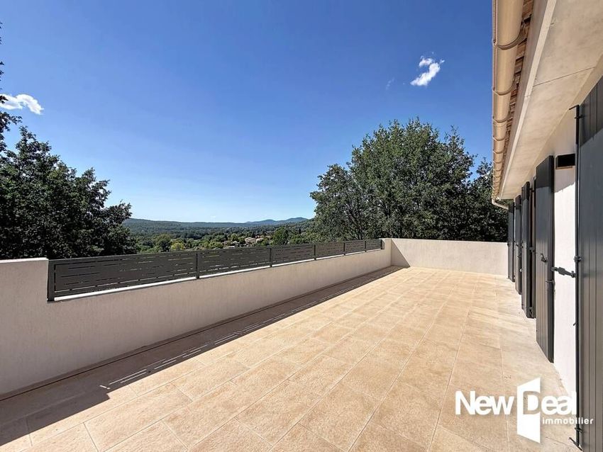 Image Terrasse à appartement de Montauroux