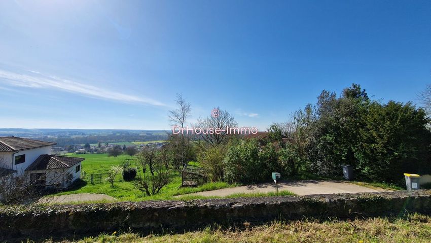 Image de terrain à Beaumont Saint-Cyr