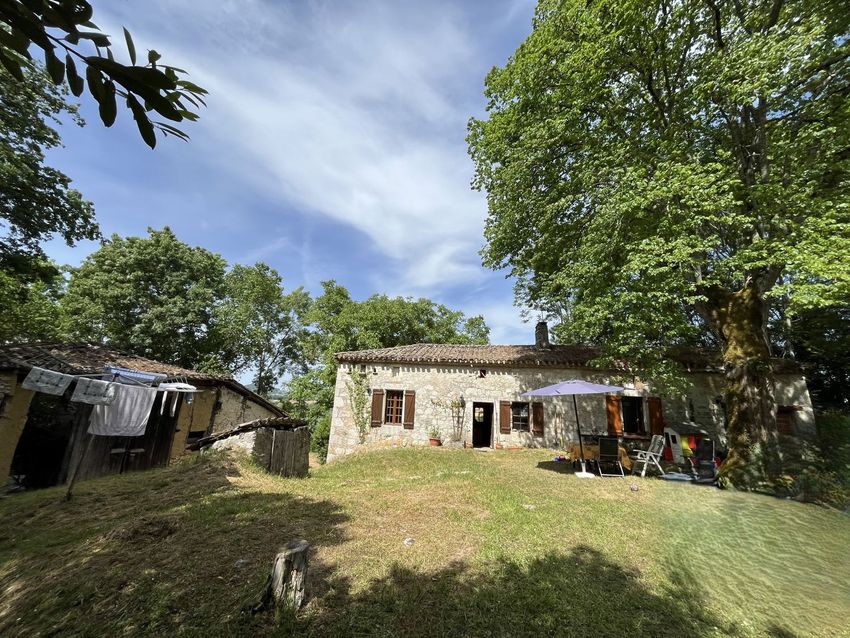 Image Façade à  maison individuelle de Montaigu-de-Quercy