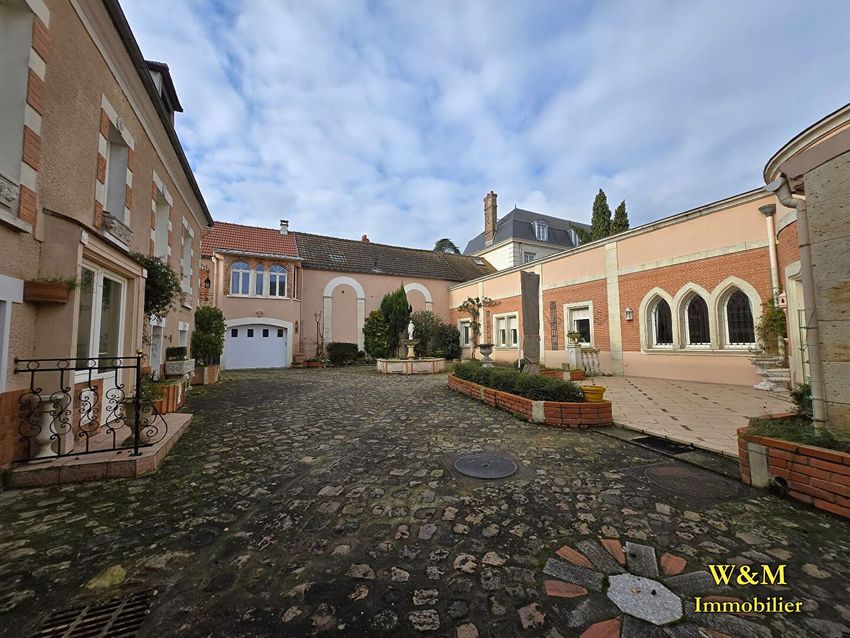 Image Façade à  manoir de Grigny