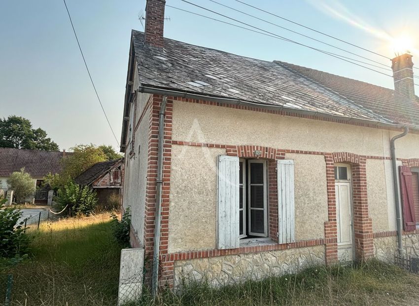 Image Façade à  maison mitoyenne de Nouan-le-Fuzelier