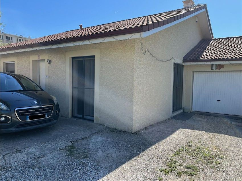 Image Façade à  maison individuelle de Fontaine