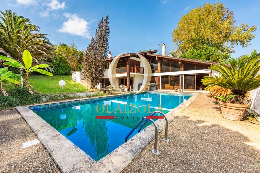 Image Piscine à  maison individuelle de Arbonne