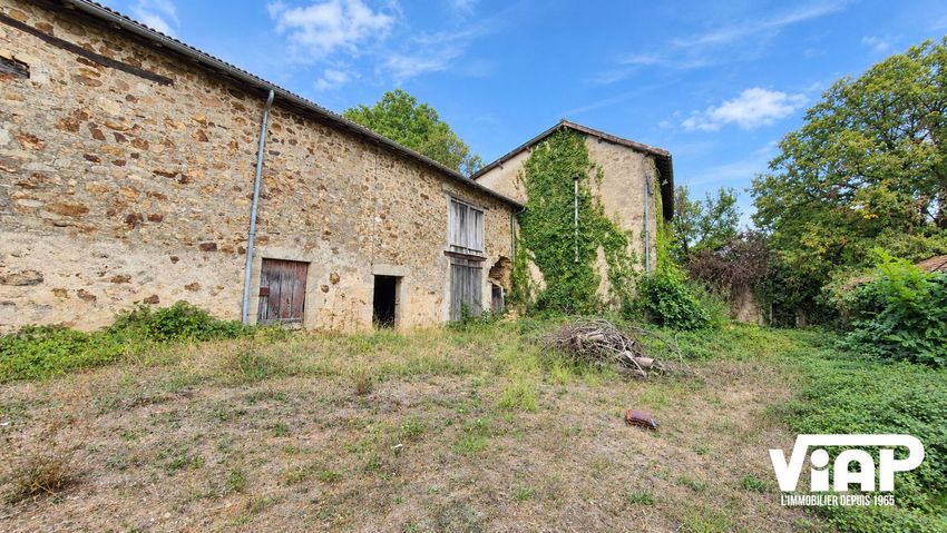 Image Façade à  maison individuelle de Saint-Just-le-Martel