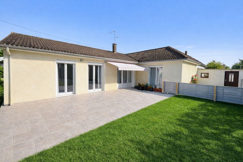 Image Façade à  maison individuelle de Saint-Pierre-lès-Elbeuf