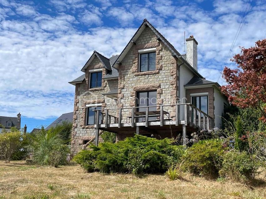 Image Façade à  maison individuelle de Perros-Guirec