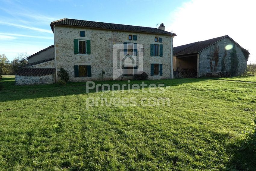 Image Façade à  manoir de Prayssac