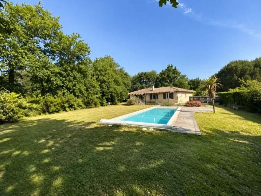 Image Piscine à  maison individuelle de Carcans