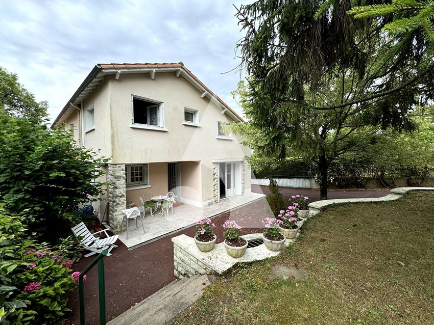 Image Façade à  maison individuelle de Niort