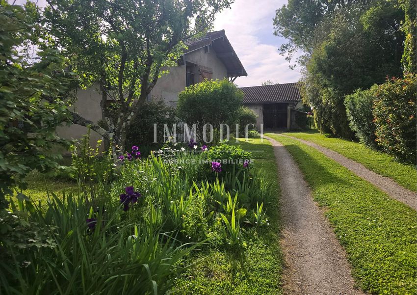 Image Jardin à  propriété agricole de Courtes