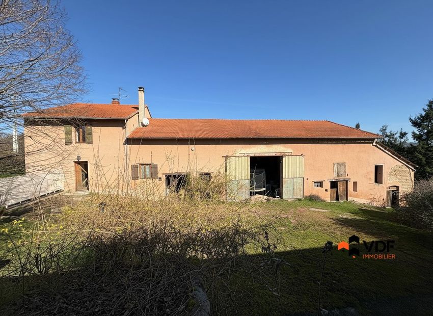 Image Façade à  maison individuelle de Parigny