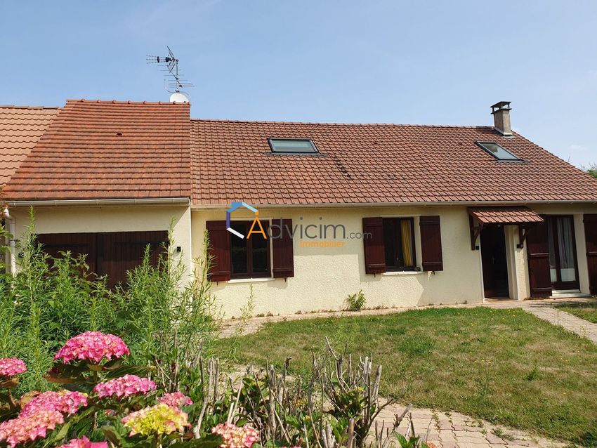 Image Façade à  maison individuelle de Saint-Firmin-des-Bois