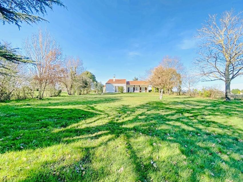 Image Jardin à  propriété agricole de Rieumes