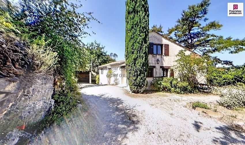 Image Façade à  maison individuelle de Esparron-de-Verdon