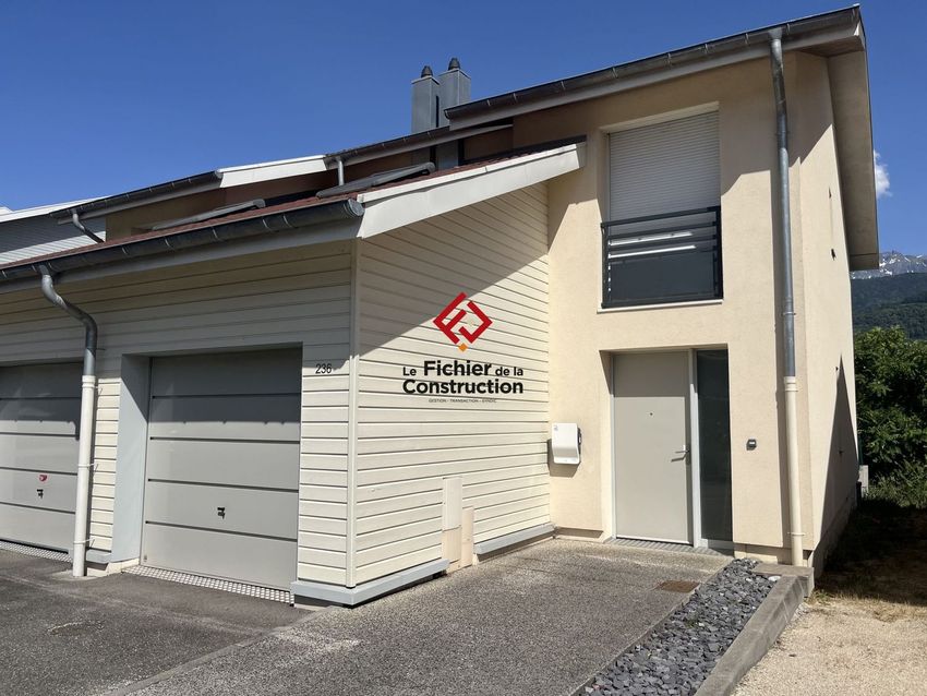 Image Façade à  maison individuelle de Saint-Ismier