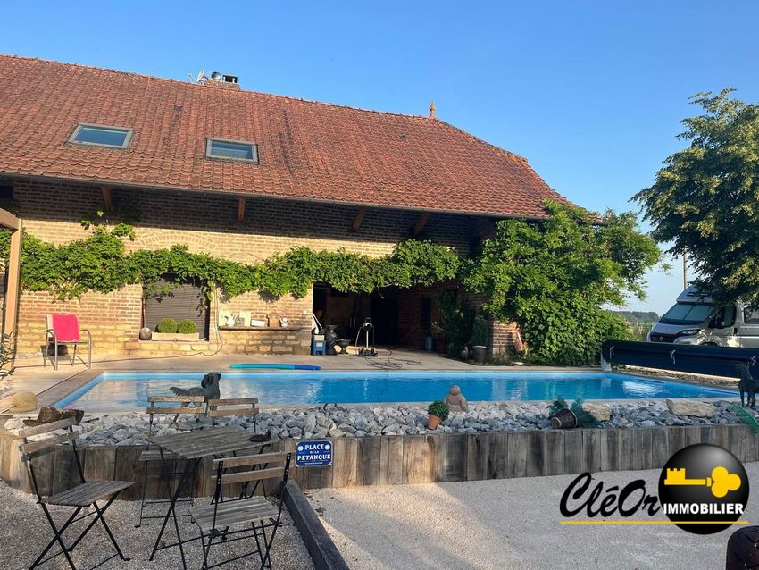 Image Piscine à  maison individuelle de Pierre-de-Bresse