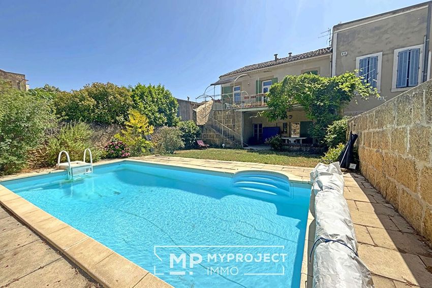 Image Piscine à  maison individuelle de Salon-de-Provence