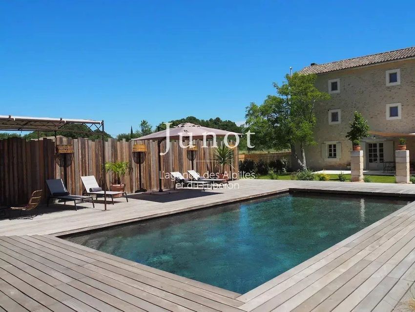 Image Piscine à  maison traditionnelle de Oppède
