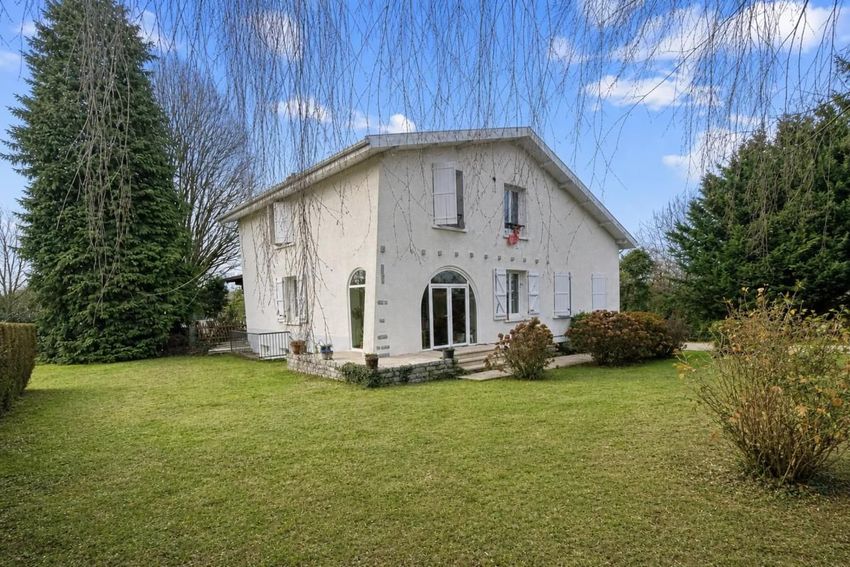 Image Façade à  maison individuelle de Cussac