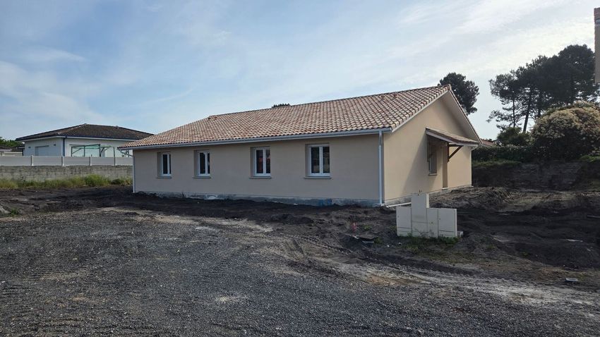 Image Façade à  maison individuelle de Biganos